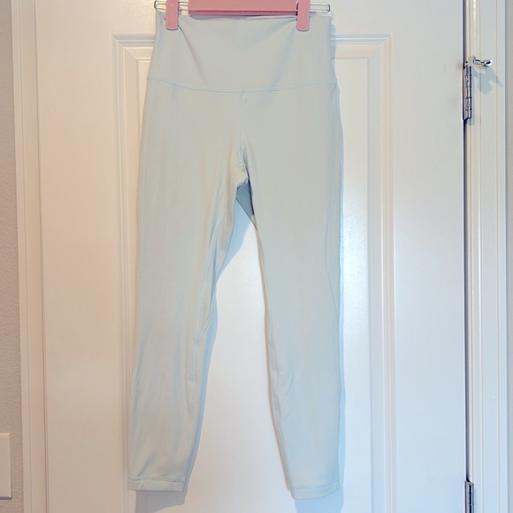 Lululemon Align High-Rise Pant 25", size 8 - Picture 3 of 6